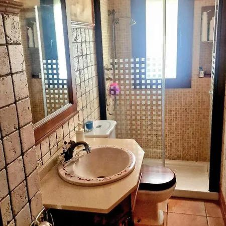 Deluxe Silhouse * Nerja