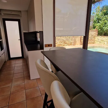 Deluxe Silhouse Nerja